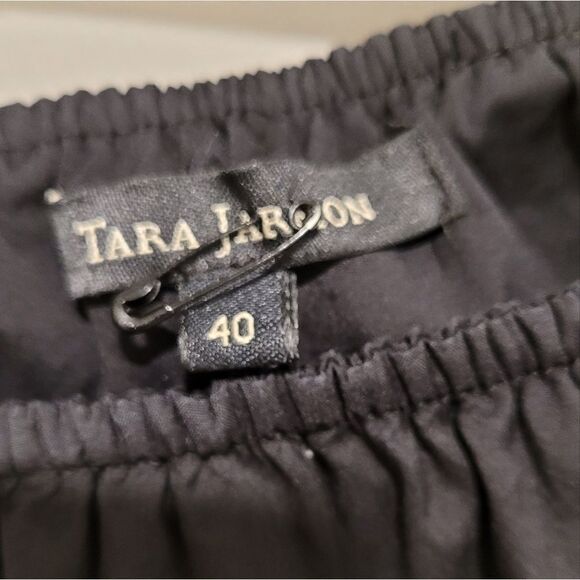 Tara JarmonBlack one shoulder sleeve dress size EU 40 - Picture 15 of 16